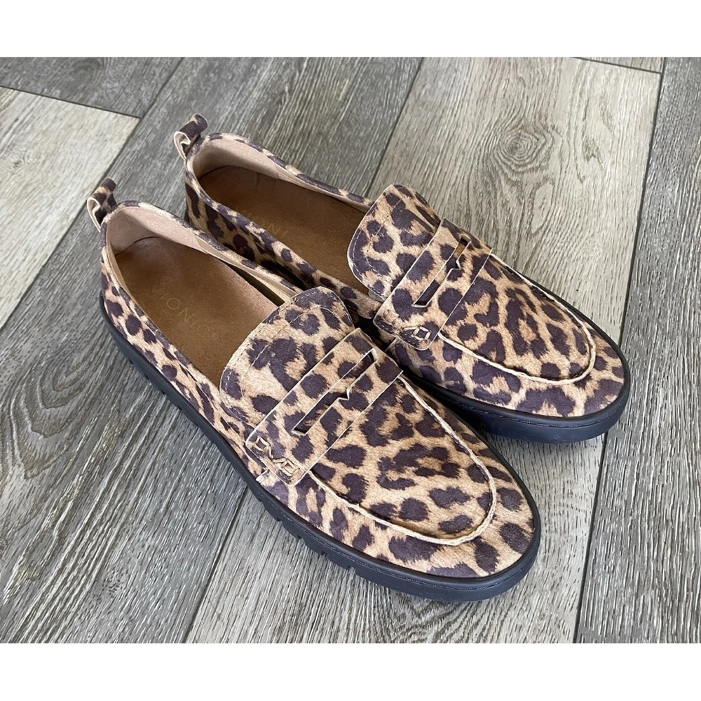 Sold!NWOB Vionic Uptown Tan Leather Suede Leopard Print 360 Flex Loafers Size 10 - Picture 2 of 12